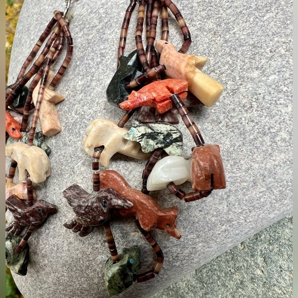 Vintage Native American Fetish Earrings - Picture 4 of 4